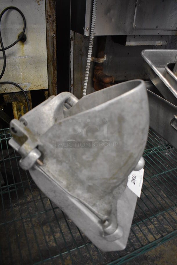 Metal Commercial Pelican Head w/ Grating Blade. 12x18x13 - Image 3 of 10