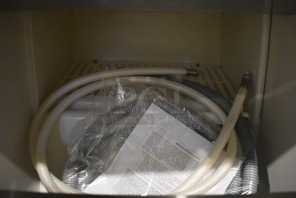 BRAND NEW SCRATCH AND DENT! Whynter FIM-450HS Stainless Steel Commercial Self Contained Ice Machine. 115 Volts, 1 Phase. 15x18.5x23. Tested and Working! - Image 6 of 6