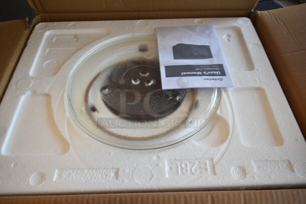 BRAND NEW IN BOX! Criterion CCM11M1B Countertop Microwave Oven w/ Plate. 120 Volts, 1 Phase. - Image 5 of 7