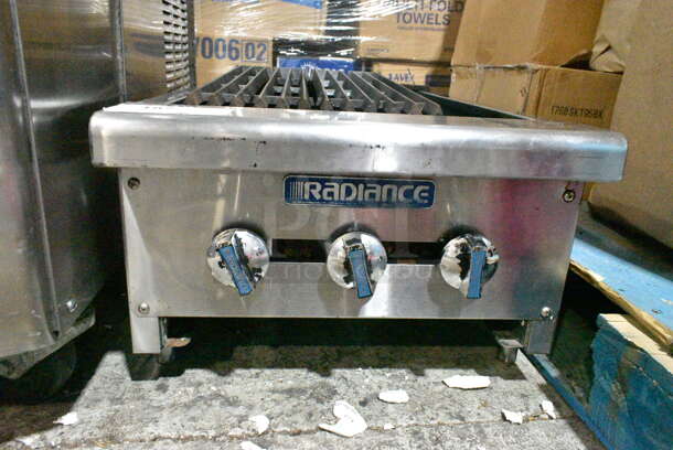 Radiance Stainless Steel Commercial Countertop Natural Gas Powered Charbroiler Grill. - Image 3 of 6