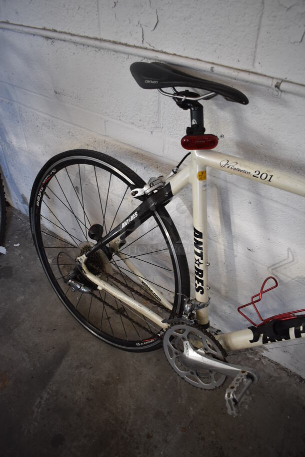 Anteres 201 White Metal Road Bicycle. 18x65x39 - Image 6 of 6