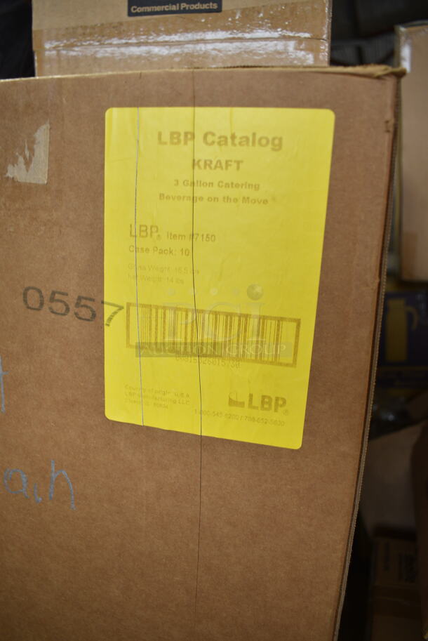 PALLET LOT of 30 BRAND NEW Boxes Including 3 Box Rubbermaid Q851-20 Dust Mops, LCTS-44 Lids, 6 Box 9789 Gunther Tooties, 3 Box PWP 11175 Tall Fluted Dome for Pie. 30 Times Your Bid!  - Image 9 of 12