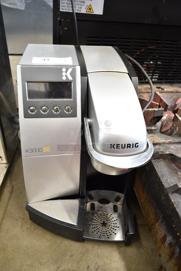 Keurig K3000 SE Countertop Single Cup Coffee Machine.  - Image 1 of 5