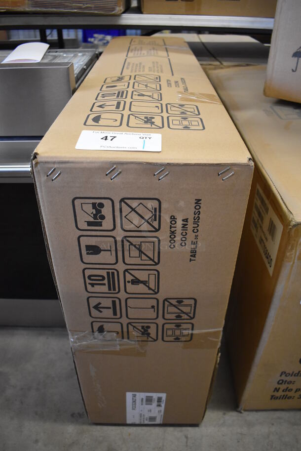 BRAND NEW SCRATCH AND DENT! Frigidaire FCCG3627AB Stainless Steel 5 Burner 36" Gas Cooktop. Stock Picture Used For Gallery Picture. - Image 2 of 4