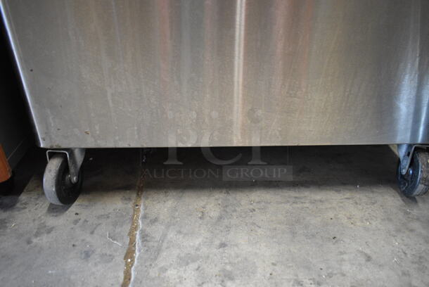 Chattanooga M-2 Stainless Steel Commercial Hot Pack Heater on Commercial Casters. 120 Volts, 1 Phase. Tested and Working! - Image 4 of 5