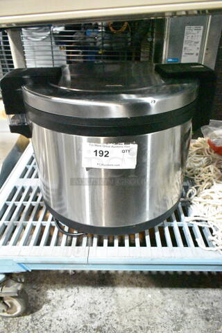 Avantco Stainless Steel Commercial Countertop Rice Cooker. Tested and Working!