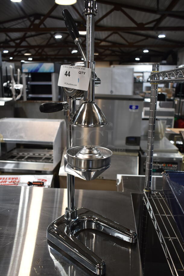 BRAND NEW SCRATCH AND DENT! Choice Prep MCJ-1 Stainless Steel Manual Light Duty Citrus Juicer - Image 3 of 6