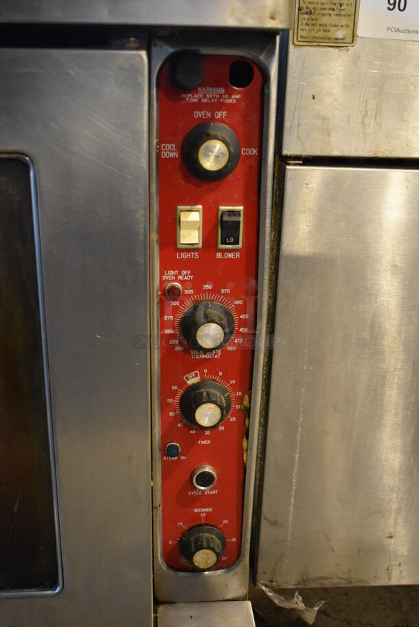 Blodgett Mark V Stainless Steel Commercial Electric Powered Full Size Convection Oven w/ View Through Doors, Metal Oven Racks and Thermostatic Controls. 208-250 Volts. 39x40x29 - Image 4 of 6