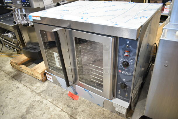 BRAND NEW SCRATCH AND DENT! Wolf WC4GD-11D3 Stainless Steel Commercial Full Size Natural Gas Convection Oven w/ View Through Doors, Metal Oven Racks and Thermostatic Controls, No Legs. 50,000 BTU - Image 3 of 6