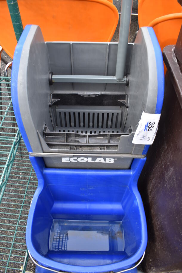 Ecolab Blue and Gray Poly Mop Bucket w/ Wringing Attachment on Commercial Casters. 15x20x40 - Image 3 of 3