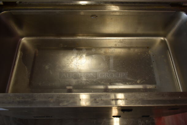 APW Wyott CTCW-43 Stainless Steel Commercial Countertop Cold Food Well. 120 Volts, 1 Phase. Tested and Powers On But Does Not Get Cold
 - Image 4 of 7