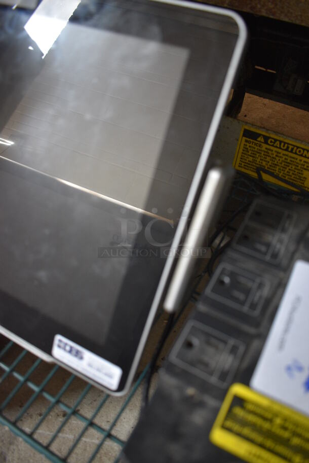 Model HT Elite A-II 15" POS Monitor w/ Credit Card Reader Strip - Image 3 of 5
