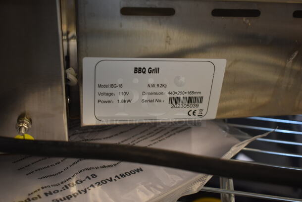 BRAND NEW SCRATCH AND DENT! 2023 Hoocoo IBG-18 Stainless Steel Commercial Countertop Electric Powered Barbecue BBQ Grill. 110 Volts, 1 Phase. Tested and Working! - Image 5 of 5