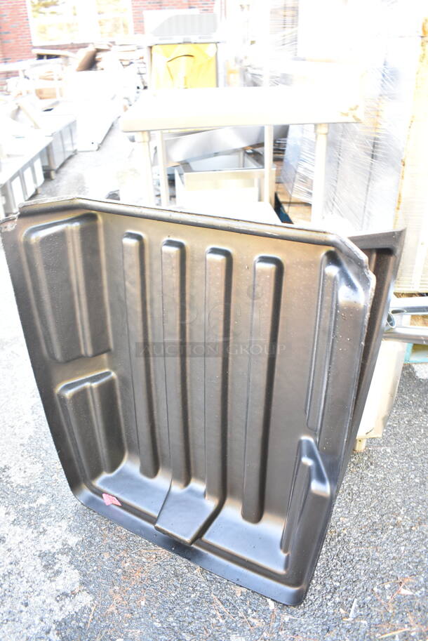 BRAND NEW SCRATCH AND DENT! Black Poly Tilt Truck Lid.  - Image 5 of 5