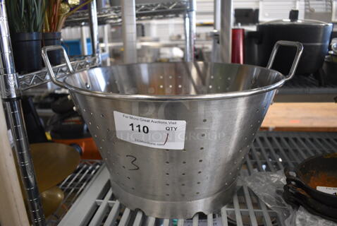 Stainless Steel Colander. 18.5x16x11.5