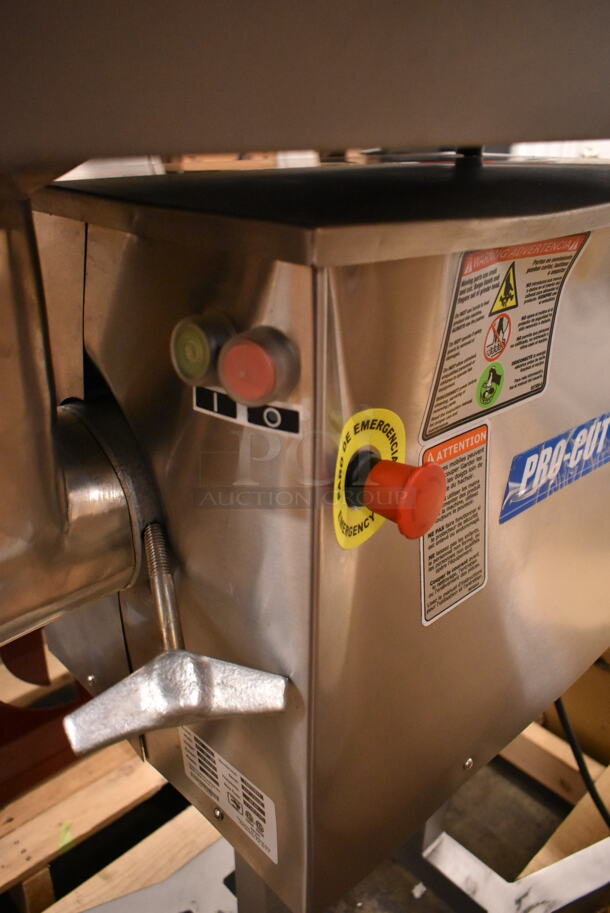 BRAND NEW SCRATCH AND DENT! 2024 Pro-Cut KG-32-XP Metal Commercial #32 Electric Meat Grinder with Stand. 220 Volts, 3 Phase.  - Image 11 of 12