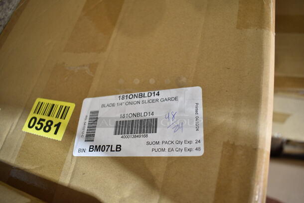 2 Boxes of 12 BRAND NEW SCRATCH AND DENT! 181ONBLD14 Garde 181ONBLD14 1/4" Blade Assembly for Onion Slicer - 2/Set. 2 Times Your Bid! - Image 4 of 5