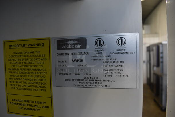 Arctic Air AWR25 Metal Commercial Single Door Reach In Cooler on Commercial Casters. 115 Volts, 1 Phase. 31x29x77. Tested and Powers On But Does Not Get Cold - Image 4 of 7