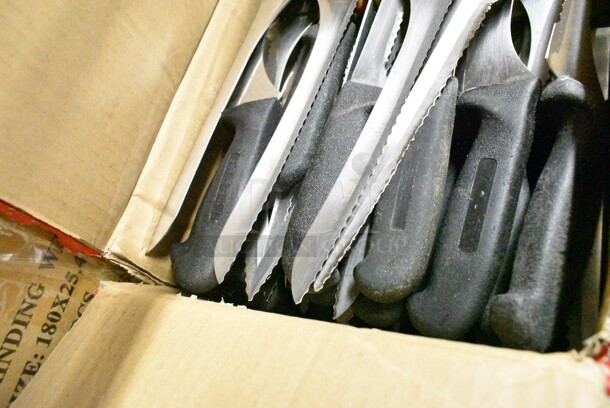 35 SHARPENED Stainless Steel Knives Including Serrated Bread Knives. 35 Times Your Bid!  - Image 3 of 5