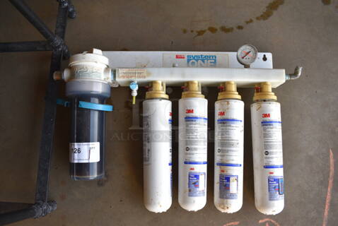 3M Water Filtration System w/ 4 Cartridges. 28x5x19