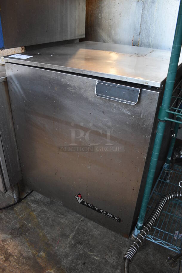 Victory Model UR-27-SST Stainless Steel Commercial Single Door Undercounter Cooler on Commercial Casters. 115 Volts, 1 Phase. 27x30x34. Tested and Working! - Image 2 of 5