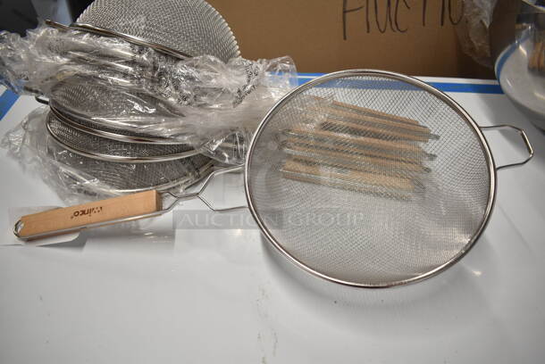 10 BRAND NEW SCRATCH AND DENT!  Choice MS2K-10D 10 1/2" Reinforced Heavy-Duty Stainless Steel Strainer. 10 Times Your Bid! - Image 4 of 5