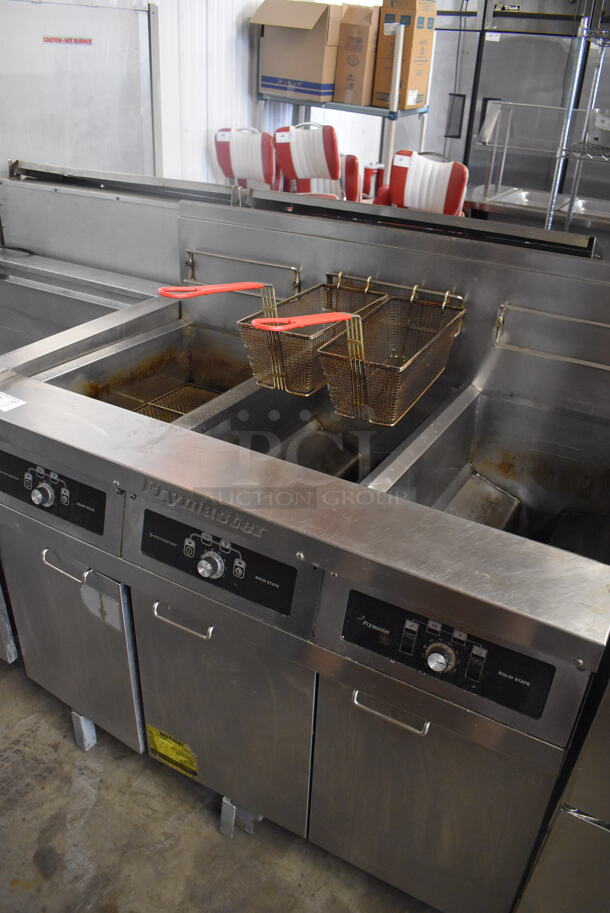 Frymaster FPH350SC Stainless Steel commercial Natural Gas Powered 3 Bay Deep Fat Fryer w/ 2 Metal Fry Baskets on Commercial Casters. 80,000 BTU. 47x32x47 - Image 2 of 10