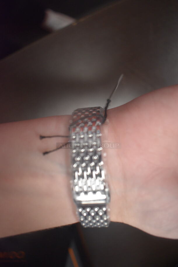 BRAND NEW IN BOX! Mido Rain Flower Silver Ladies Watch - Image 2 of 6