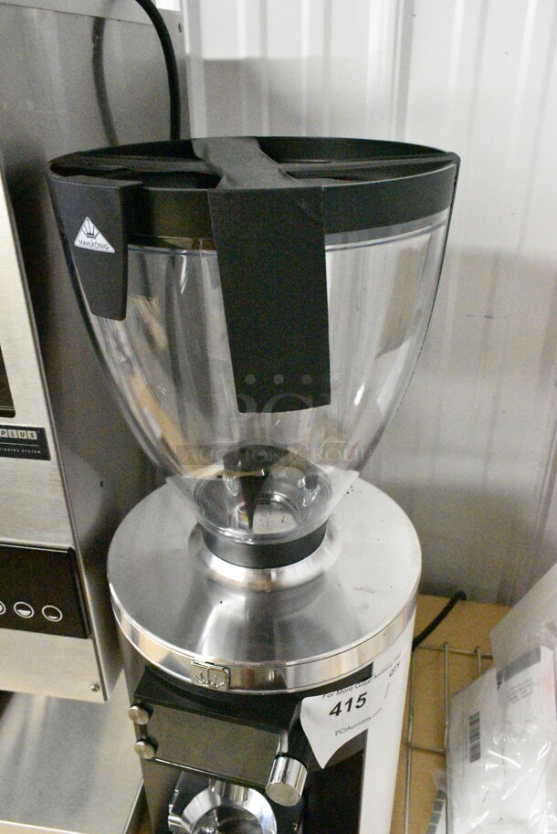 BRAND NEW SCRATCH AND DENT! Mahlkonig 10AE80WGNSW E80W GBS 4 lb. White Grind-by-Sync Espresso Grinder. Tested and Working! - Image 4 of 9