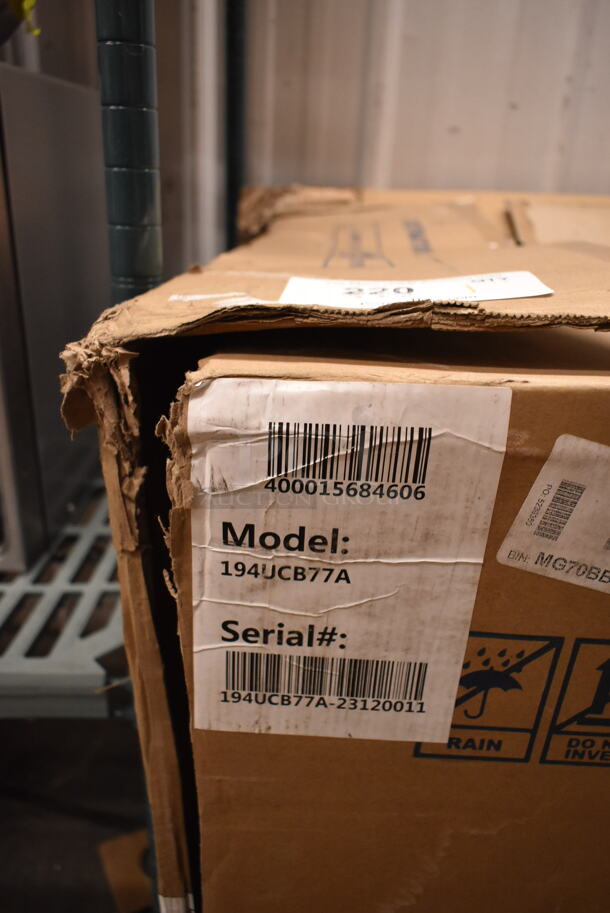 BRAND NEW SCRATCH AND DENT! 2023 Avantco Ice UC-B-77-A 14 13/16" Air Cooled Undercounter Bullet Ice Machine - 96 lb.  - Image 2 of 3