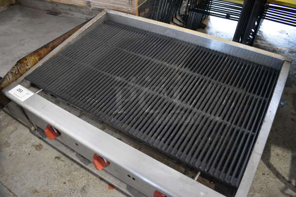 Stainless Steel Commercial Countertop Natural Gas Powered Charbroiler Grill. 36x26x18 - Image 3 of 5