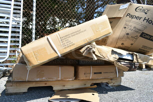 2 BRAND NEW SCRATCH AND DENT! Regency 600ES3036G 30" x 36" 16-Gauge Stainless Steel Equipment Stand with Galvanized Undershelf. May Be Missing Pieces. 2 Times Your Bid!  - Image 2 of 3