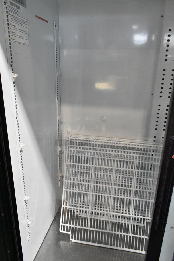 Turbo Air TGM-69RB-N Metal Commercial 3 Door Reach In Cooler Merchandiser. 110-120 Volts, 1 Phase. Tested and Working! - Image 5 of 5