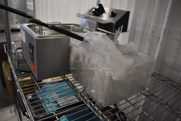 LIKE NEW! Vollrath FFA 8110 Stainless Steel Commercial Countertop Electric Powered Deep Fryer w/ 4 Metal Fry Baskets. 220 Volts, 1 Phase. 11x18x13. Tested and Working! - Image 2 of 8