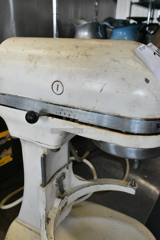 Hobart KitchenAid Metal Countertop Planetary Dough Mixer. Appears to Be a 6 Quart. Tested and Working! - Image 5 of 8