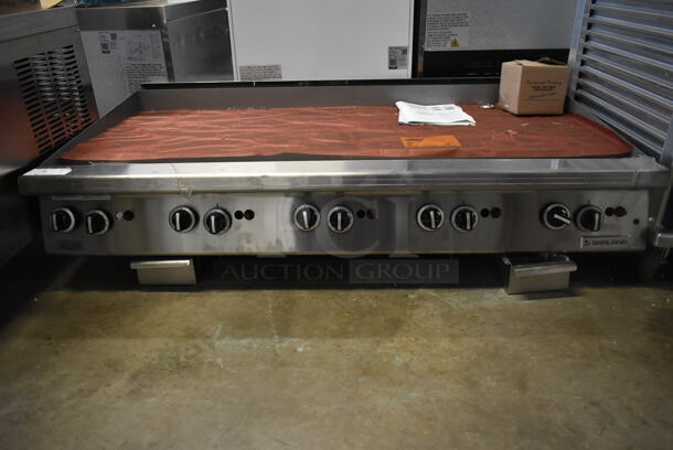 BRAND NEW SCRATCH AND DENT! 2023 Garland Stainless Steel Commercial Countertop Natural Gas Powered Flat Top Griddle. - Image 4 of 7