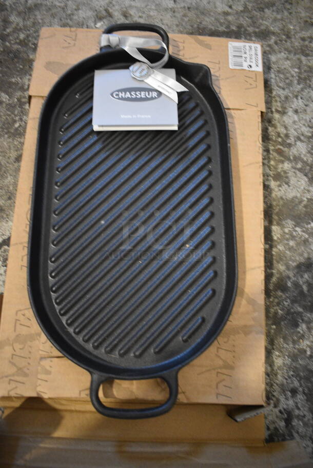 BRAND NEW IN BOX! Chasseur Cast Iron Grill Skillet. 16x8x1