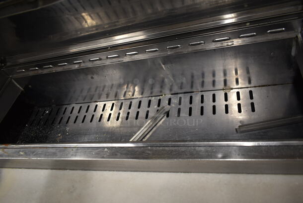 Turbo Air TPR-93SD Stainless Steel Commercial Pizza Prep Table w/ Over Shelf on Commercial Casters. 115 Volts, 1 Phase. Tested and Working! - Image 5 of 11