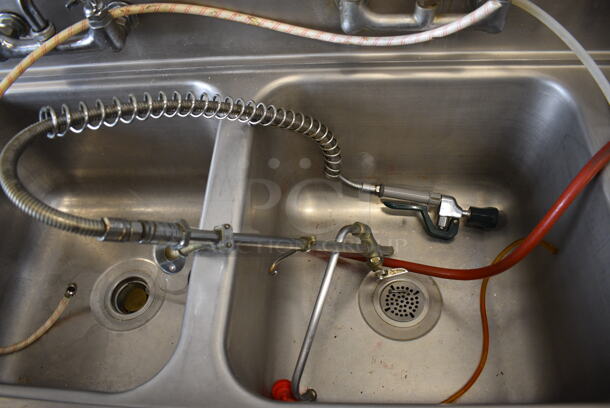 Stainless Steel Commercial 3 Bay Sink w/ Dual Drainboards, Faucet, Handles and Spray Nozzle Attachment. 102x27x40.5. Bays 20x20x14. Drainboards 16x23x2 - Image 4 of 5