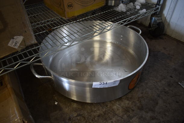 BRAND NEW SCRATCH AND DENT! Vollrath 67228 Wear-Ever Classic Select 28 Qt. Heavy-Duty Aluminum Brazier Pan - Image 4 of 4