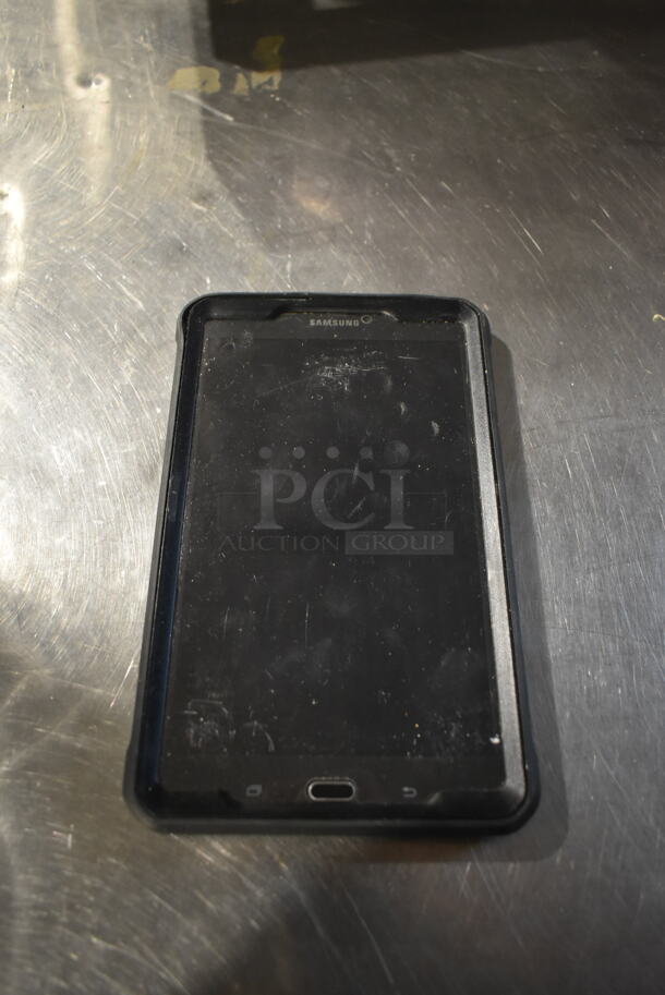 Samsung Tablet.  - Image 1 of 4