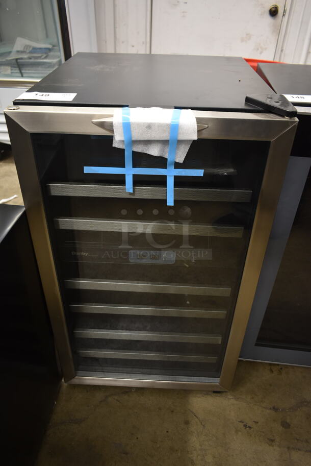 BRAND NEW SCRATCH AND DENT! Danby DWC286BLS Stainless Steel 20 Inch Wine Cooler 38 Bottle w/ Dual Temperature Zones and Reversible Door. 115 Volts, 1 Phase. Tested and Working! - Image 1 of 4