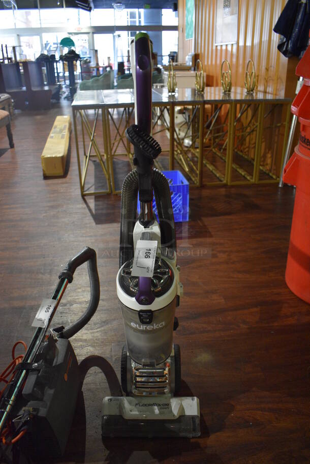 Eureka FloorRover Dash Vacuum Cleaner. 13x12x45