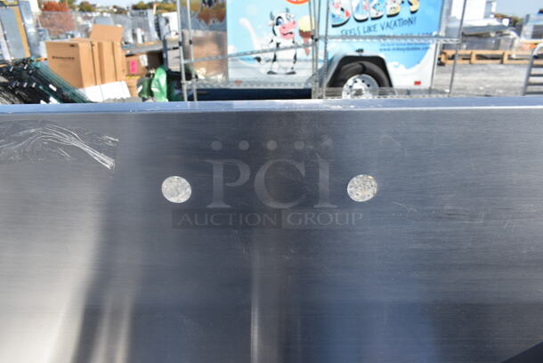 BRAND NEW SCRATCH AND DENT! Stainless Steel Commercial Single Bay Sink. - Image 3 of 4