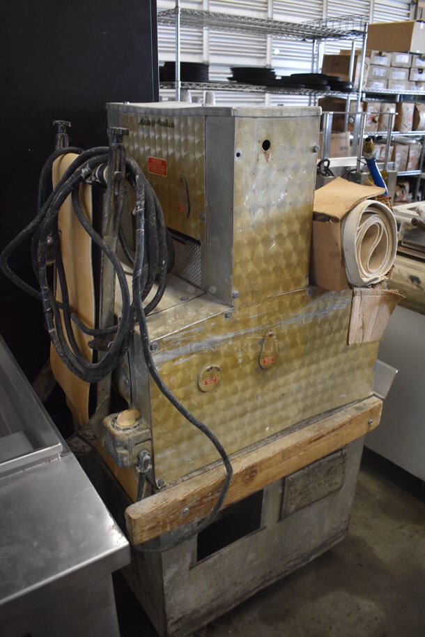 Mandl Metal Commercial Floor Style Dough Sheeter on Commercial Casters. 250 Volts, 1 Phase. 42x26x56 - Image 5 of 7