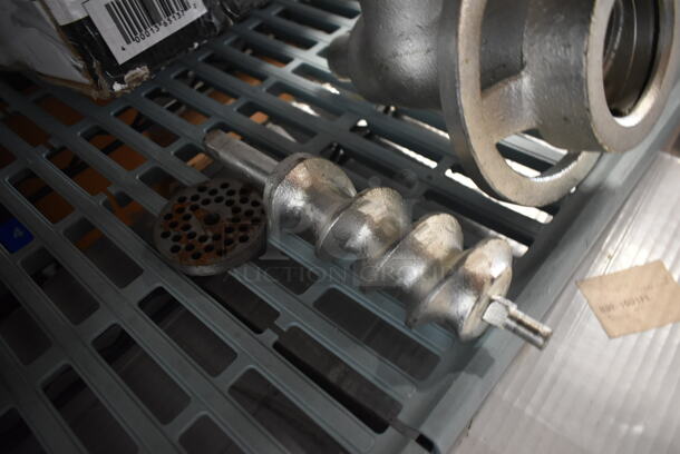 BRAND NEW SCRATCH AND DENT! Avantco 177MX20GRNDR Metal Commercial Meat Grinder w/ Tray and Pusher. 
 - Image 6 of 11