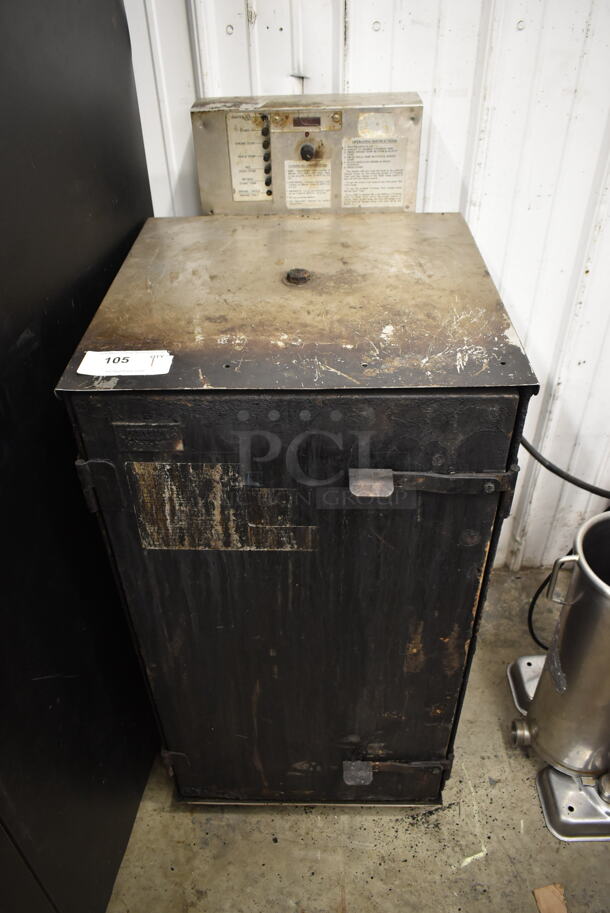 Cookshack Metal Floor Style Electric Powered Smoker. 120 Volts, 1 Phase. Tested and Working! - Image 1 of 9