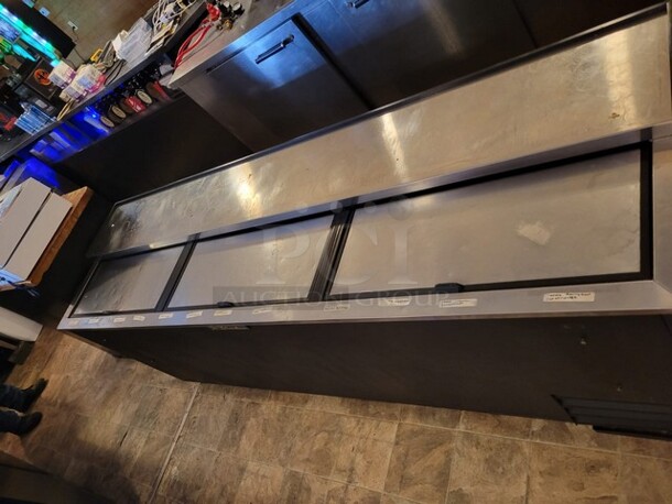 TRUE TD-95-38  Black Horizontal Bottle Cooler-Beer Cooler 95X27X38 - Image 3 of 4