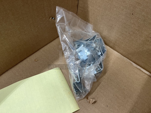 BRAND NEW IN BOX! 2021 True TUC-48-LP-HC Stainless Steel Commercial 2 Door Undercounter Cooler. 115 Volts, 1 Phase. 48x30x32 - Image 6 of 8