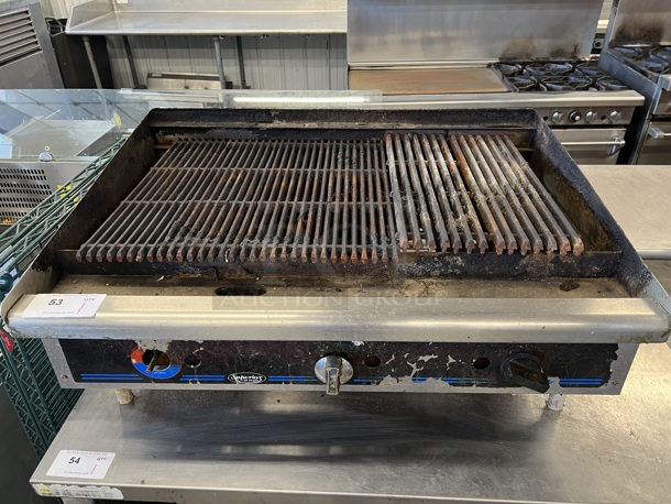 Superior Stainless Steel Commercial Countertop Natural Gas Powered Charbroiler Grill. 36x26x17